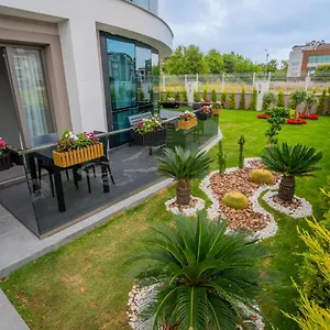 Lara Marine Homes شقة فندقية
